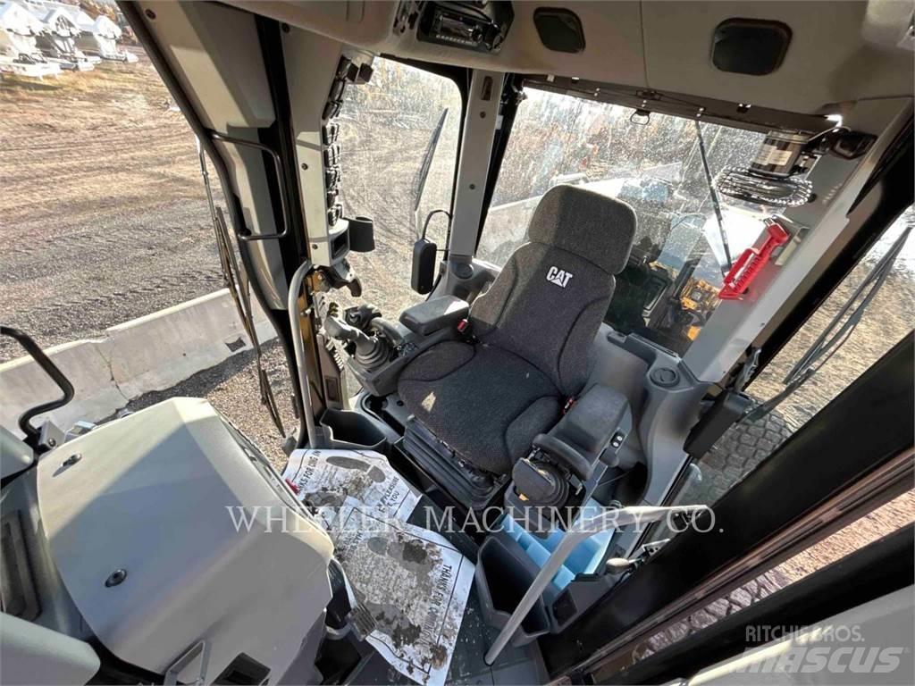 CAT 150 AWD Greiderid