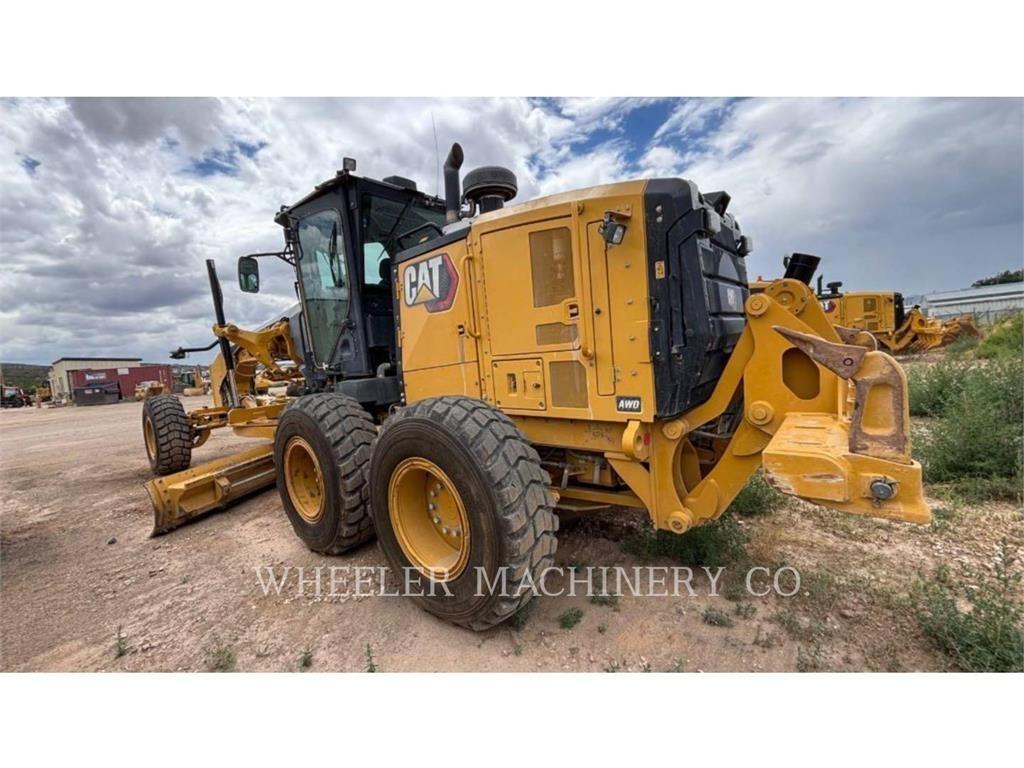 CAT 150 AWD Greiderid