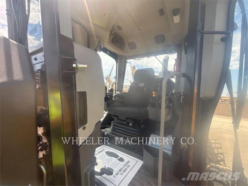 CAT 150 AWD Greiderid