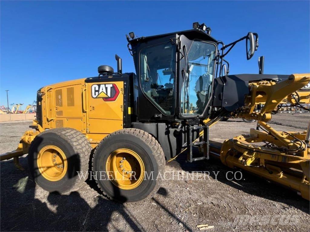 CAT 150 AWD Greiderid