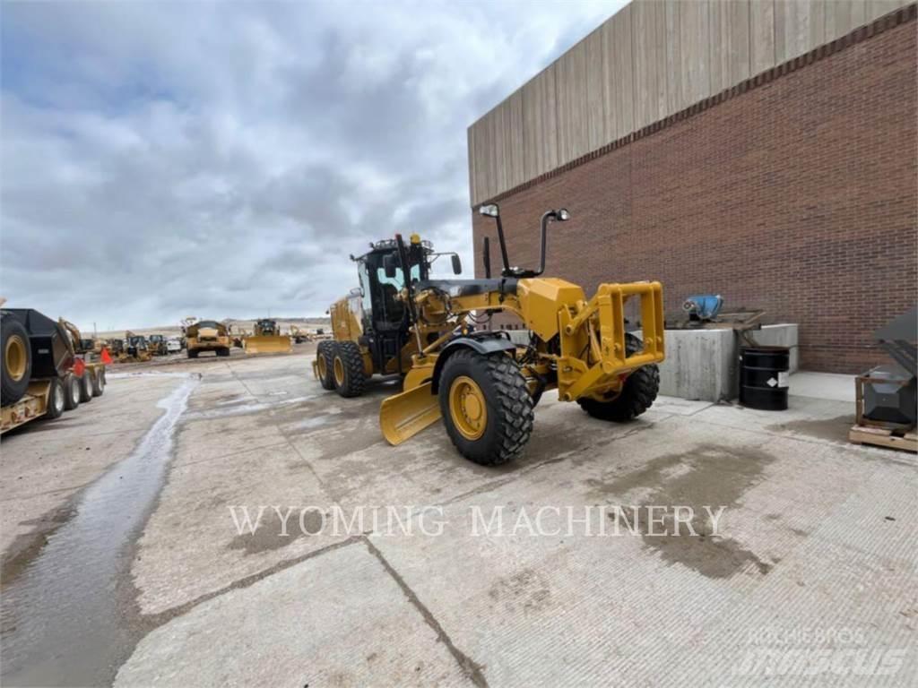 CAT 160 AWD Greiderid