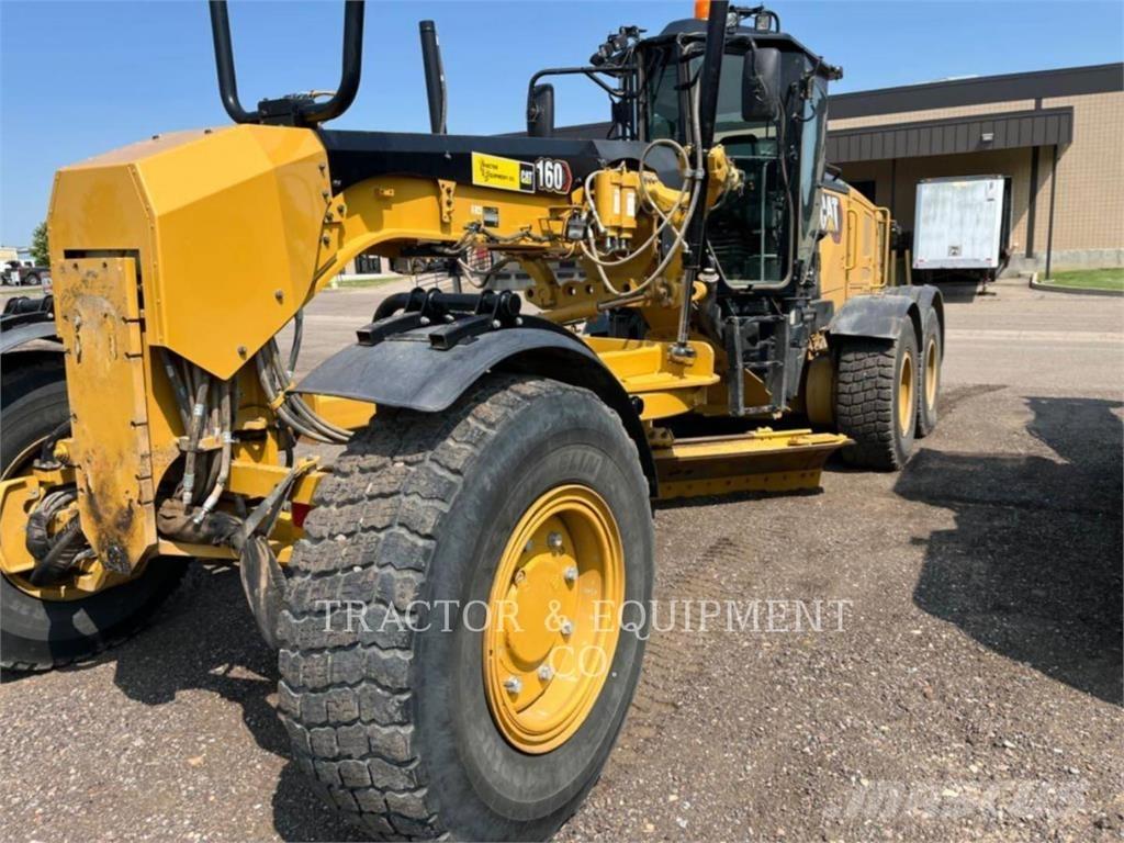 CAT 160 AWD Greiderid