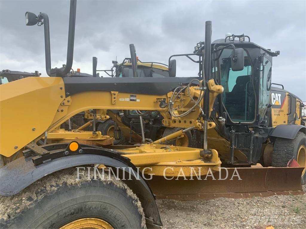 CAT 160M AWD Greiderid