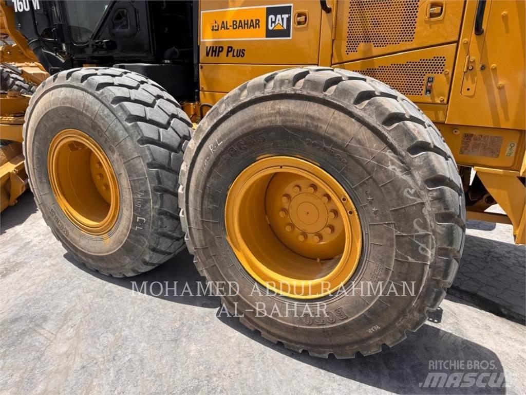 CAT 160M AWD Greiderid