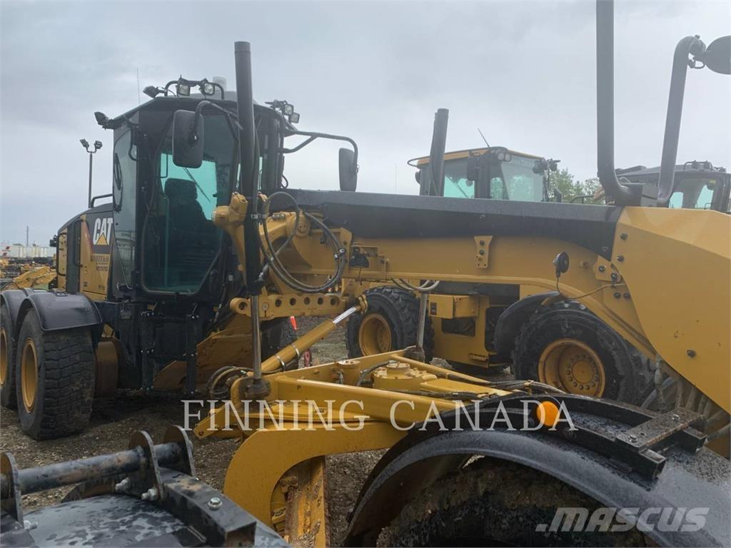 CAT 160M AWD Greiderid