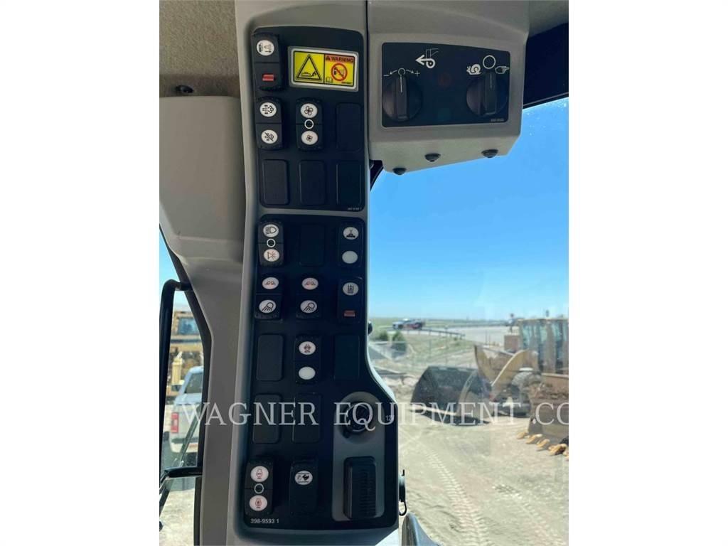 CAT 160M3 AWD Greiderid