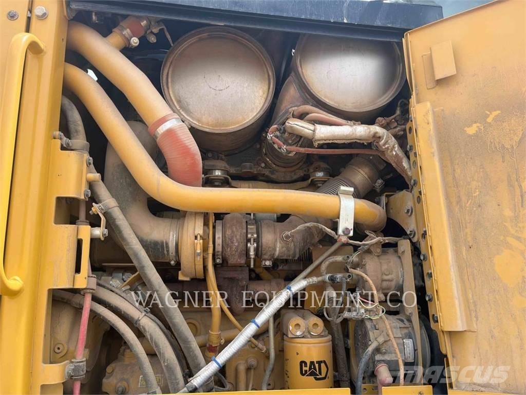 CAT 160M3 AWD Greiderid