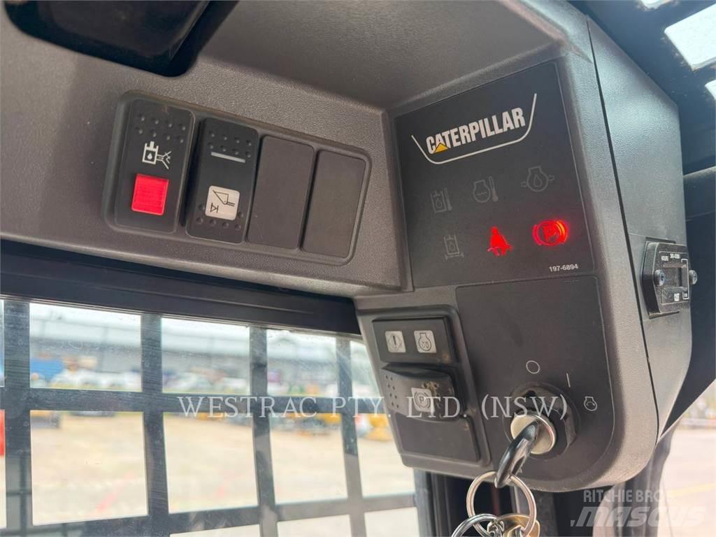 CAT 216B3 AC Kompaktlaadurid
