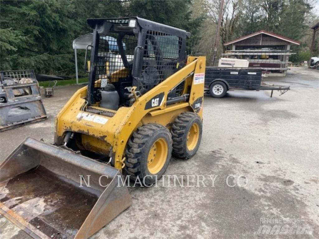 CAT 216B3 CN Kompaktlaadurid