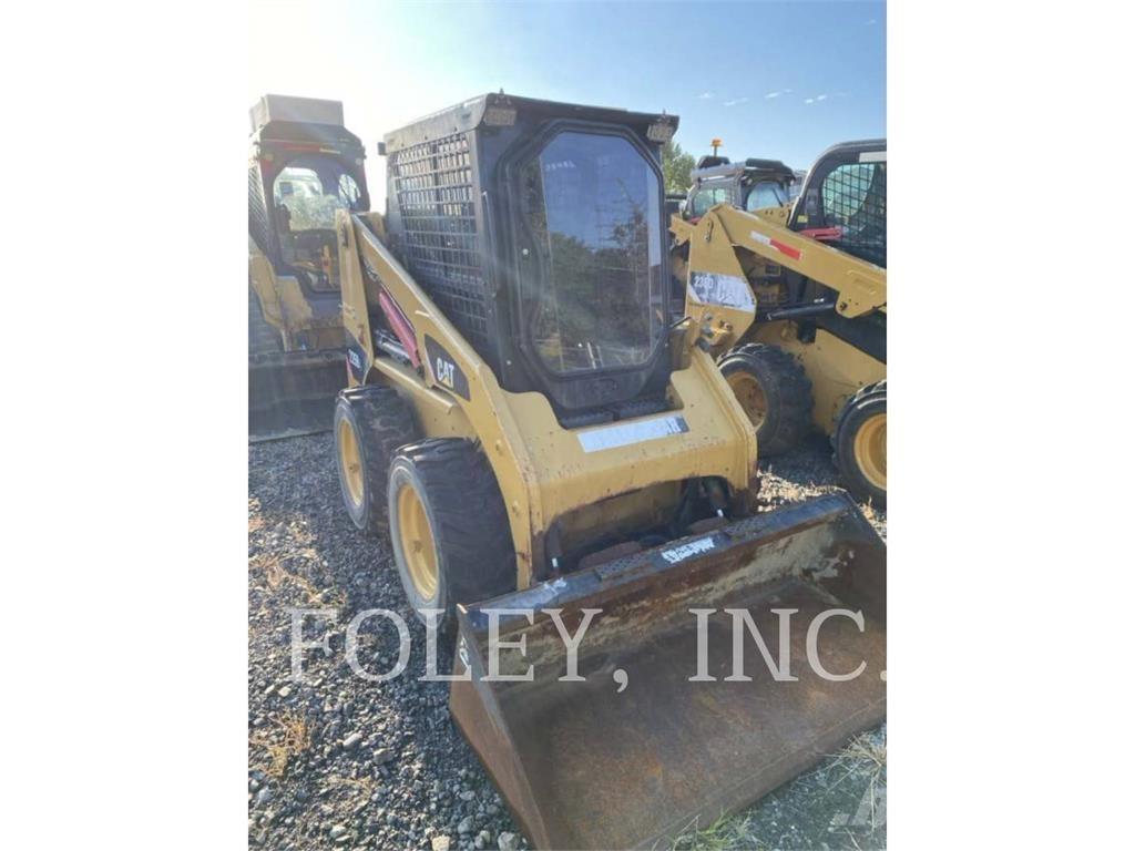 CAT 226B3 Kompaktlaadurid