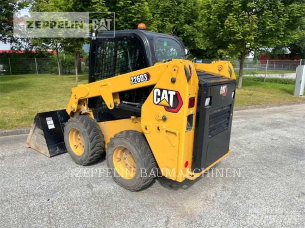 CAT 226D Kompaktlaadurid