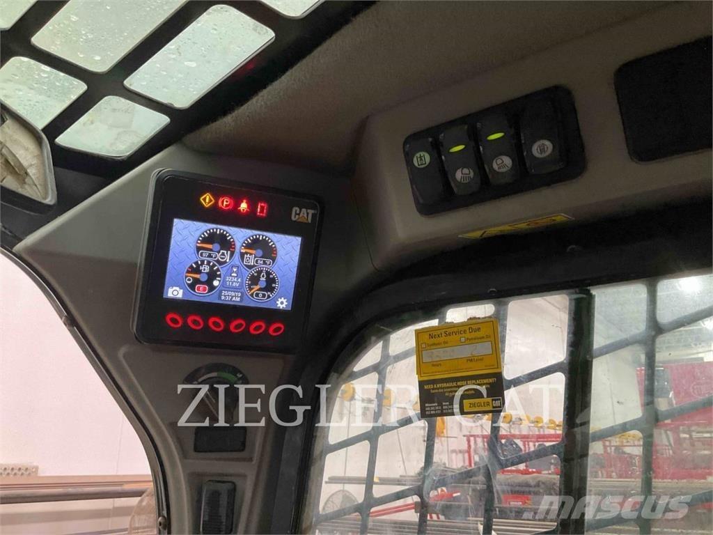CAT 226D Kompaktlaadurid
