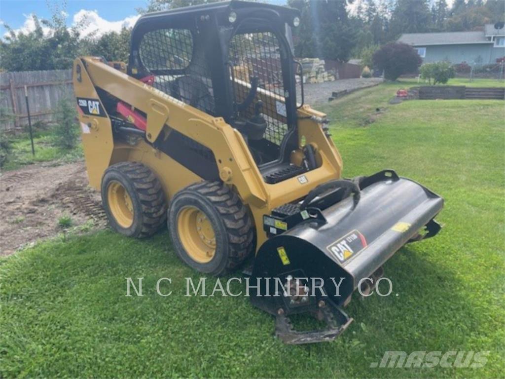 CAT 226D Kompaktlaadurid