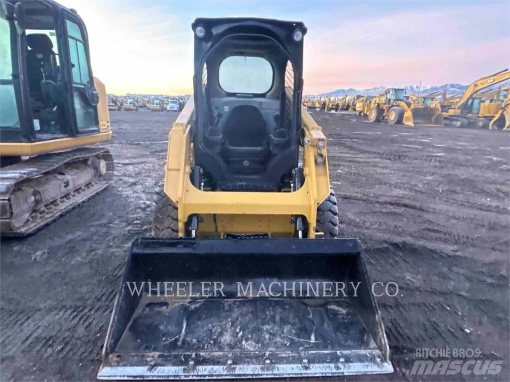 CAT 226D C1-H2 Kompaktlaadurid
