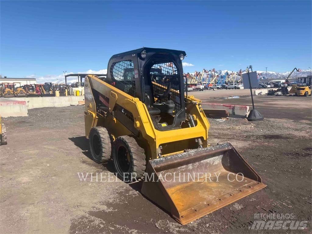 CAT 226D C1-H2 Kompaktlaadurid