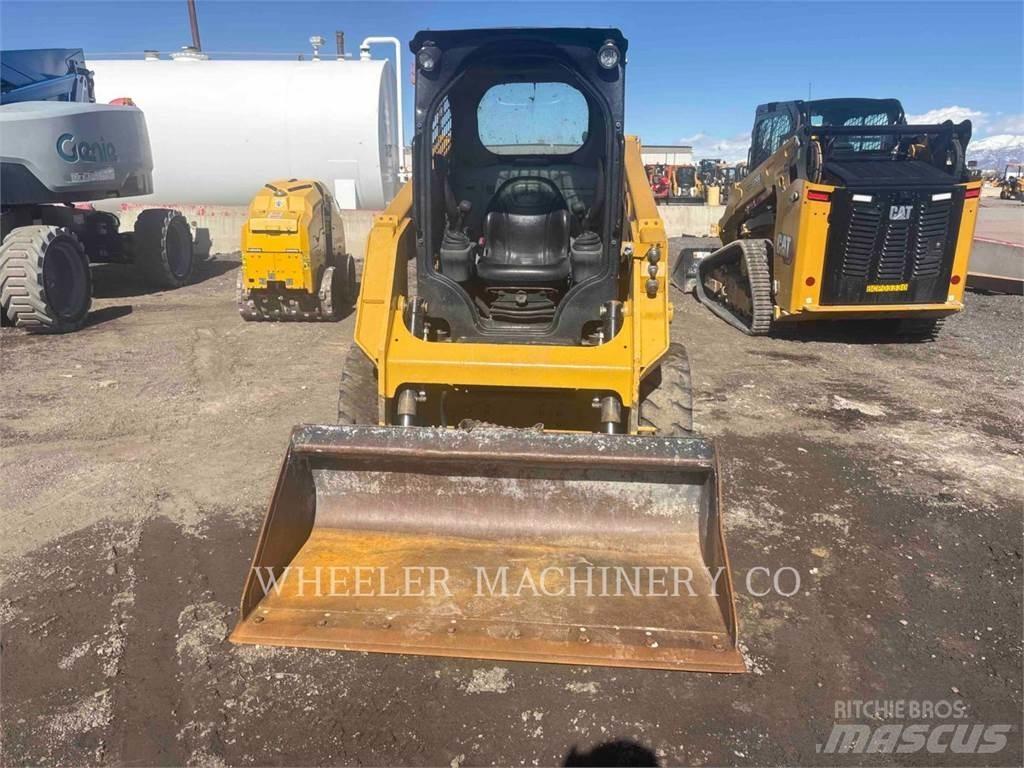 CAT 226D C1-H2 Kompaktlaadurid