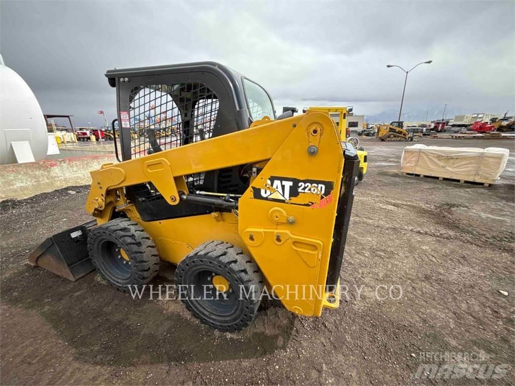 CAT 226D C1-H2 Kompaktlaadurid