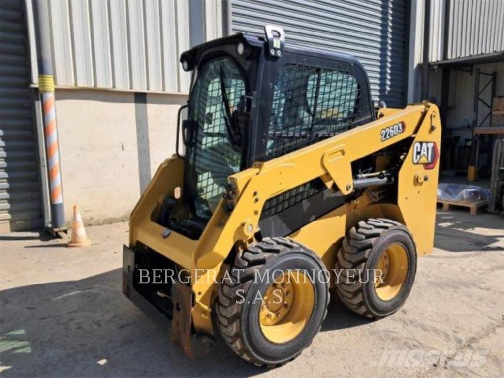 CAT 226D3 Kompaktlaadurid