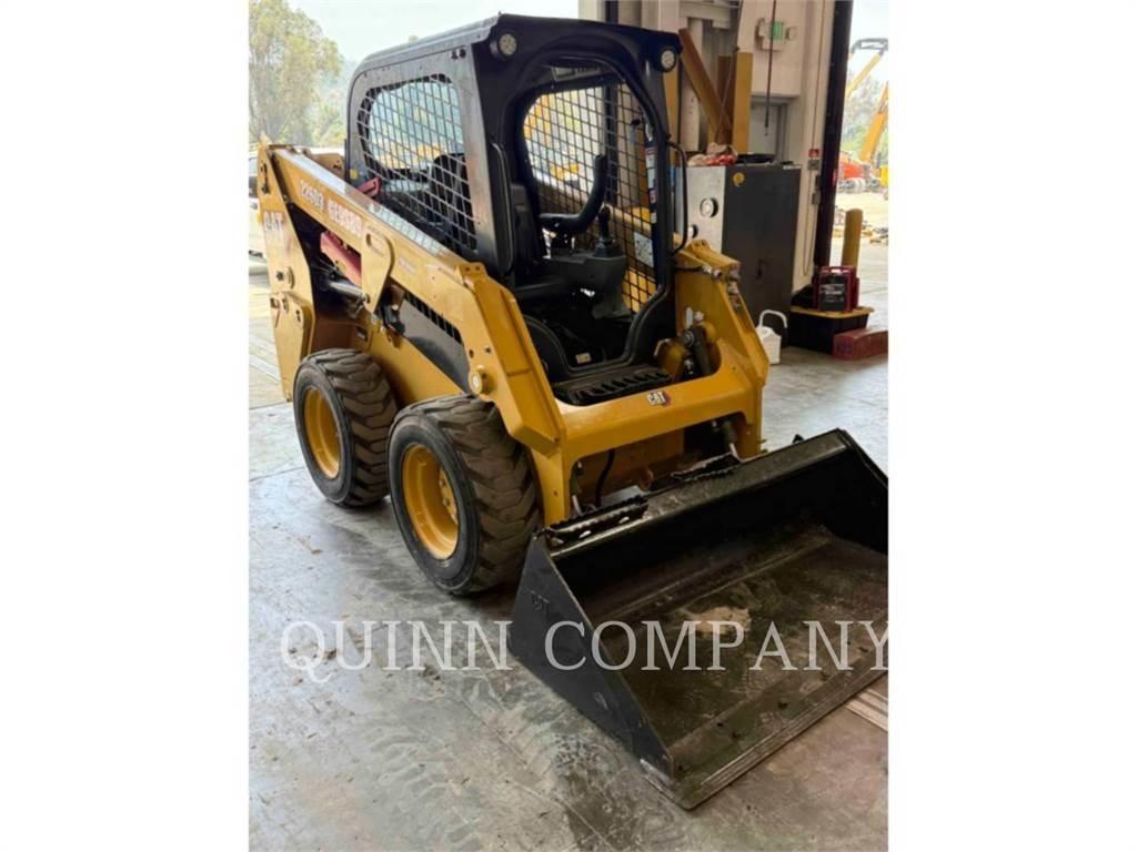 CAT 226D3 Kompaktlaadurid