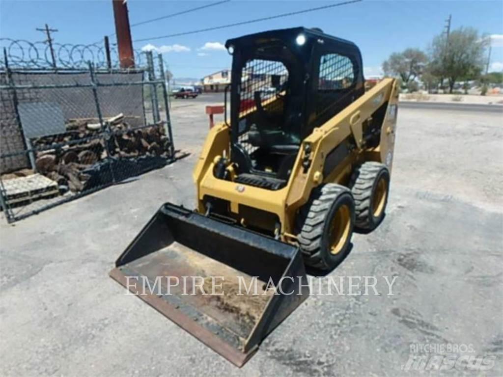 CAT 226D3 Kompaktlaadurid