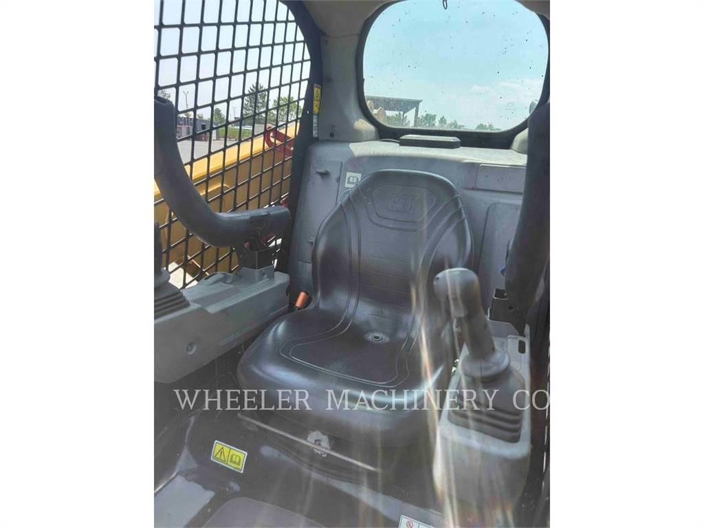 CAT 226D3 C1H2 Kompaktlaadurid