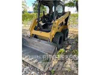 CAT 226D3 C1H2 Kompaktlaadurid