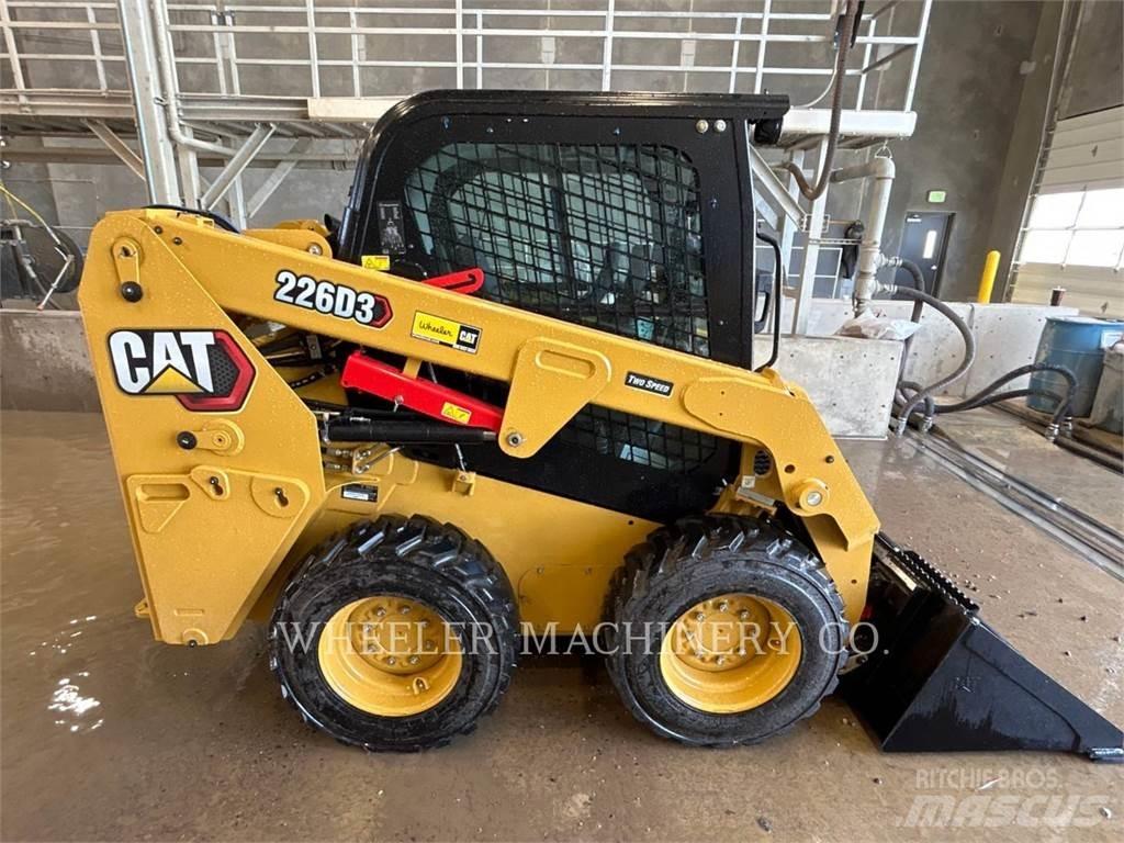 CAT 226D3 C3H2 Kompaktlaadurid