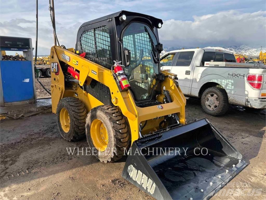 CAT 226D3 C3H2 Kompaktlaadurid