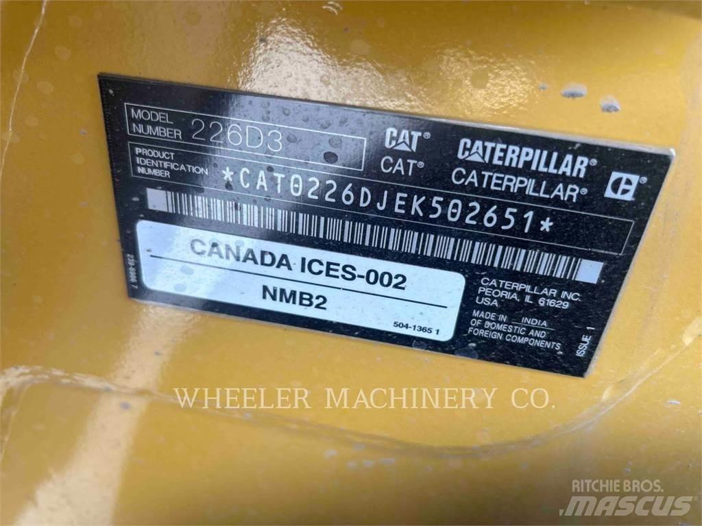 CAT 226D3 C3H2 Kompaktlaadurid