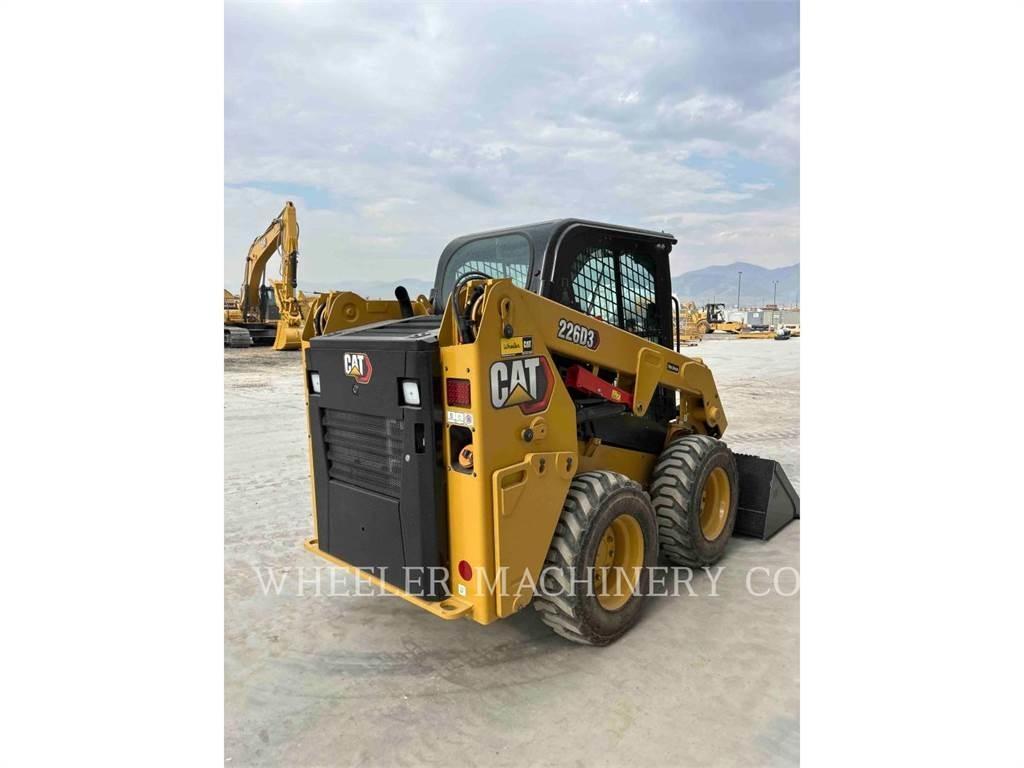CAT 226D3 C3H2 Kompaktlaadurid