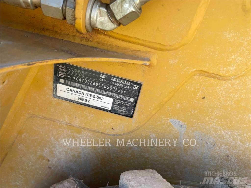 CAT 226D3 C3H2 Kompaktlaadurid