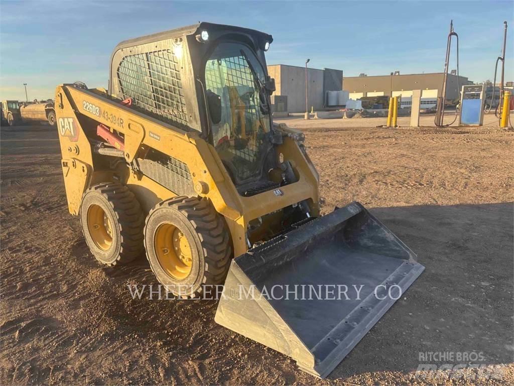 CAT 226D3 C3H2 Kompaktlaadurid