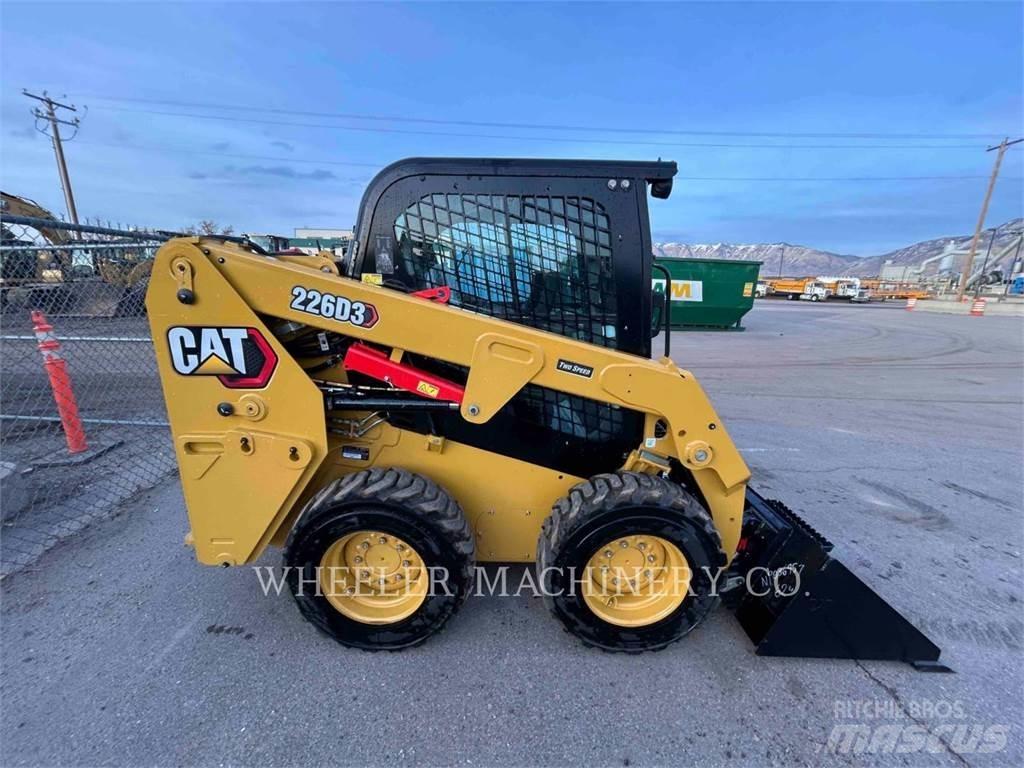 CAT 226D3 C3H2 Kompaktlaadurid