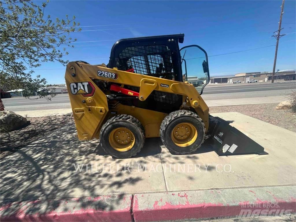 CAT 226D3 C3H2 Kompaktlaadurid