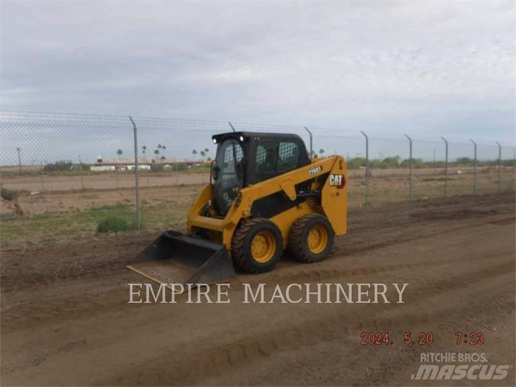 CAT 226D3 CA Kompaktlaadurid