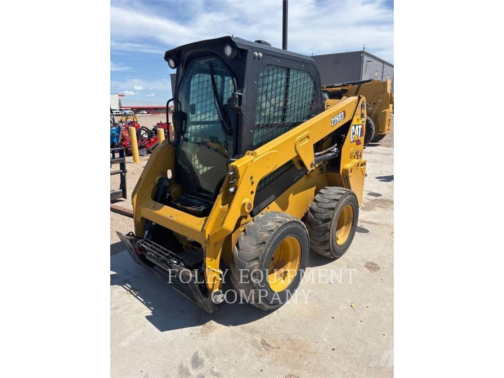 CAT 226D3STD1C Kompaktlaadurid