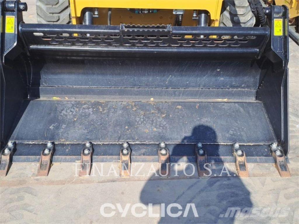 CAT 232D3 Kompaktlaadurid