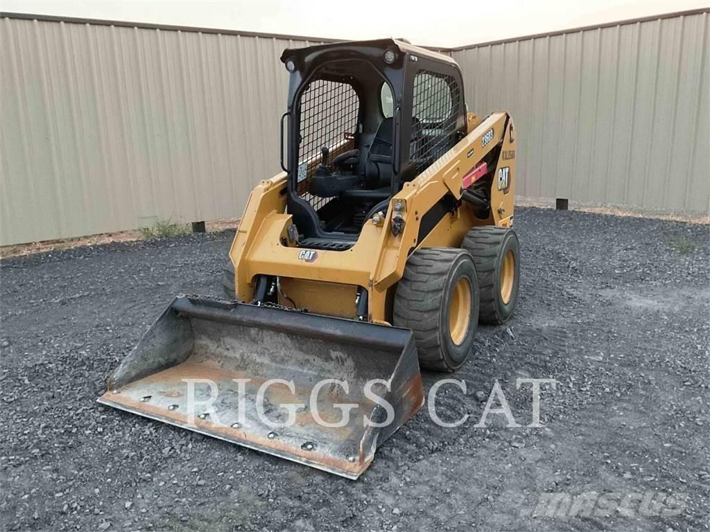 CAT 236D Kompaktlaadurid