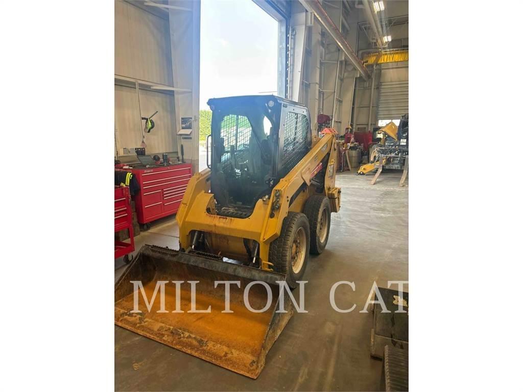 CAT 236D 3 Kompaktlaadurid