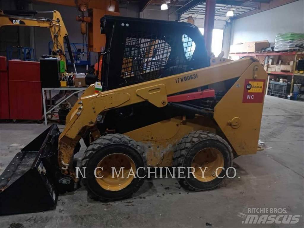 CAT 236D H2CN Kompaktlaadurid