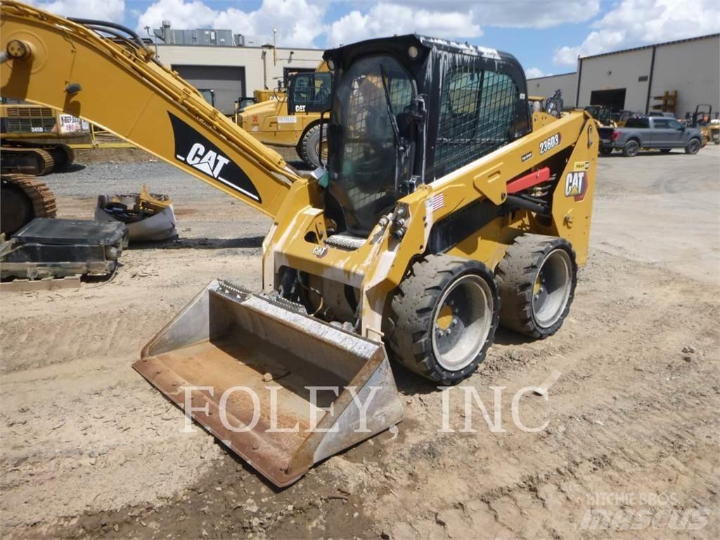 CAT 236D3 Kompaktlaadurid