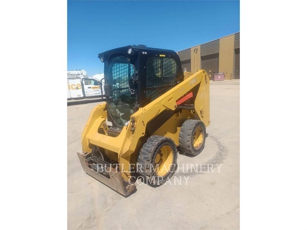 CAT 236D3 Kompaktlaadurid