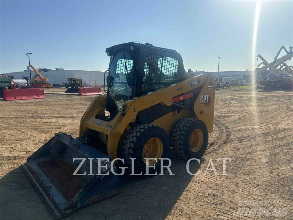 CAT 236D3 Kompaktlaadurid