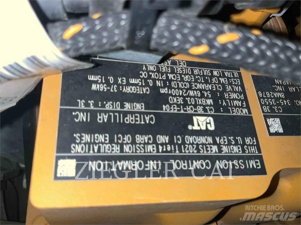 CAT 236D3 Kompaktlaadurid