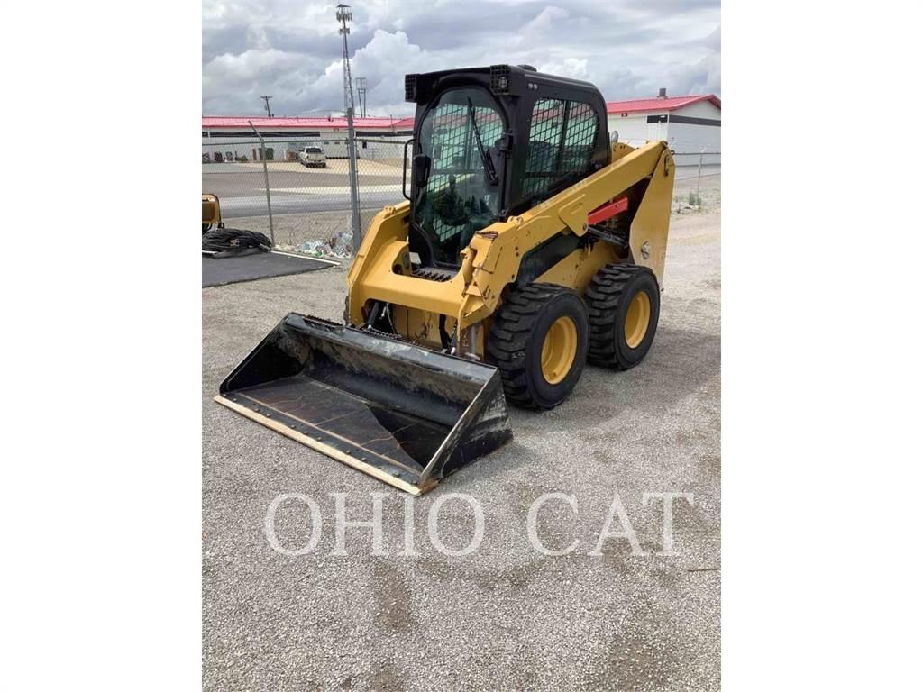 CAT 236D3 Kompaktlaadurid