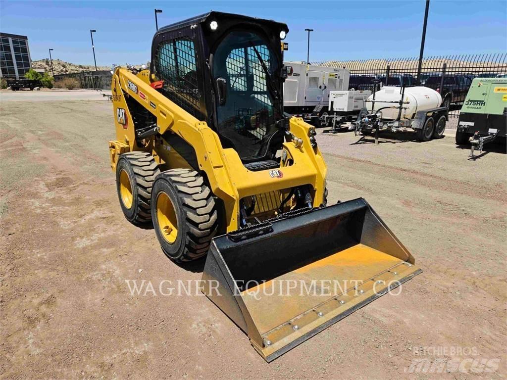 CAT 236D3 Kompaktlaadurid