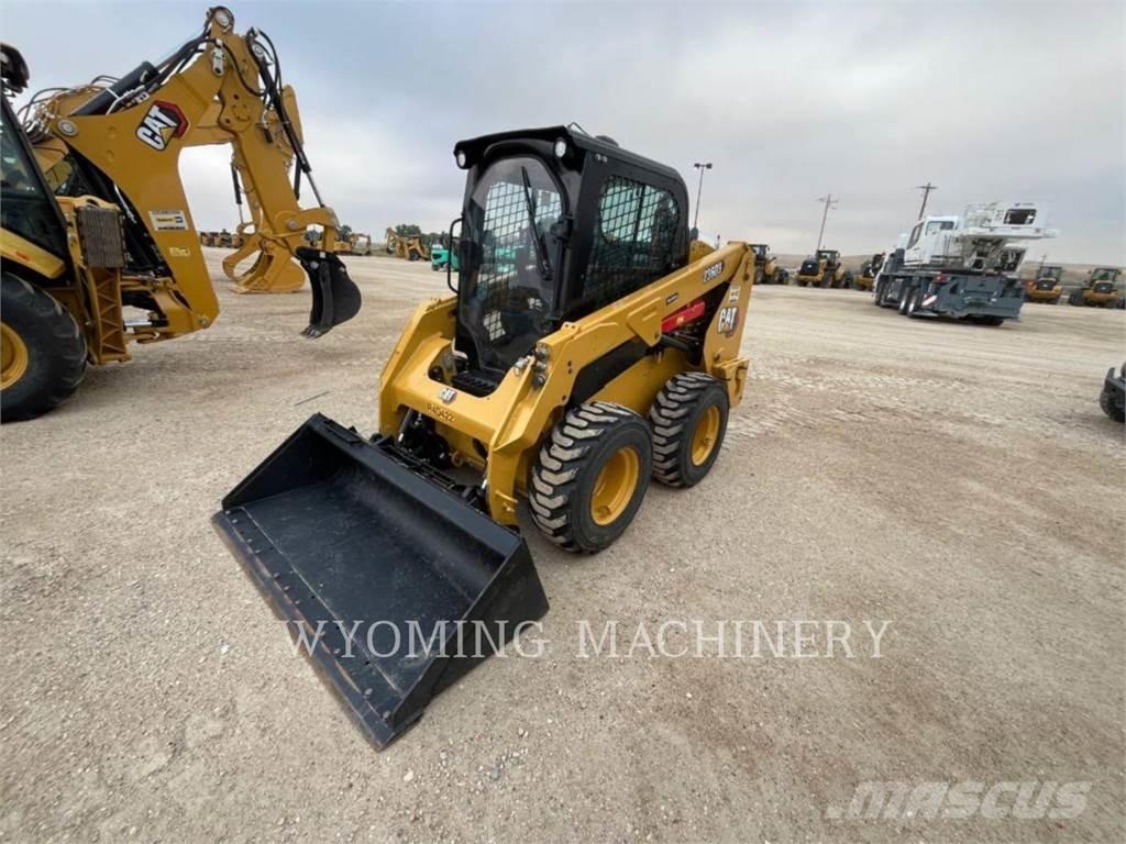 CAT 236D3 Kompaktlaadurid
