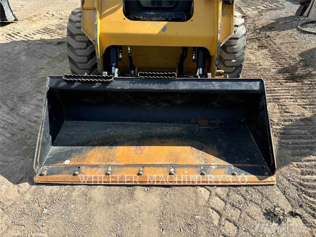 CAT 236D3 C3H2 Kompaktlaadurid