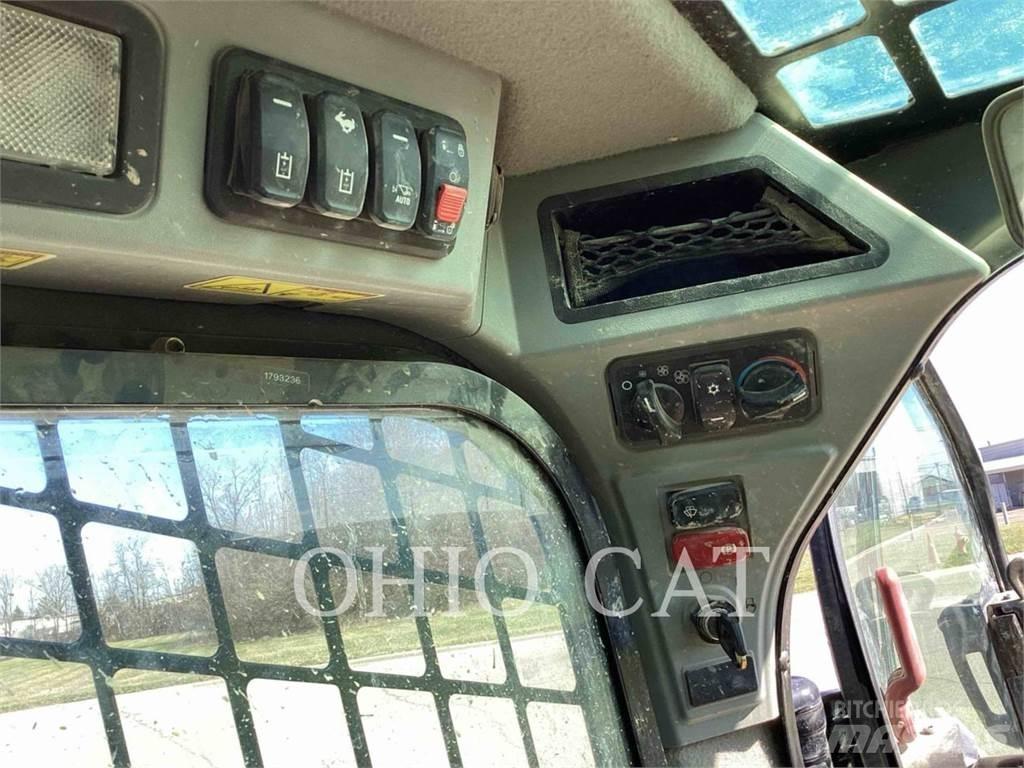CAT 236D3 C3H2 Kompaktlaadurid