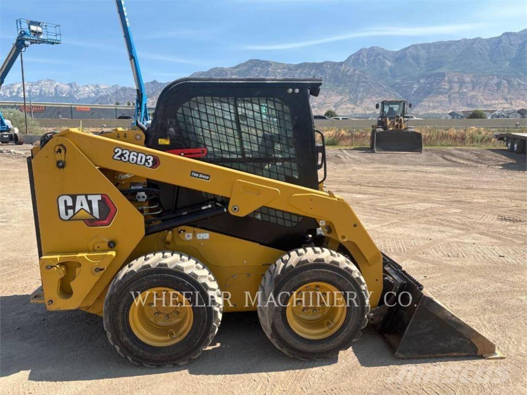 CAT 236D3 C3H2 Kompaktlaadurid